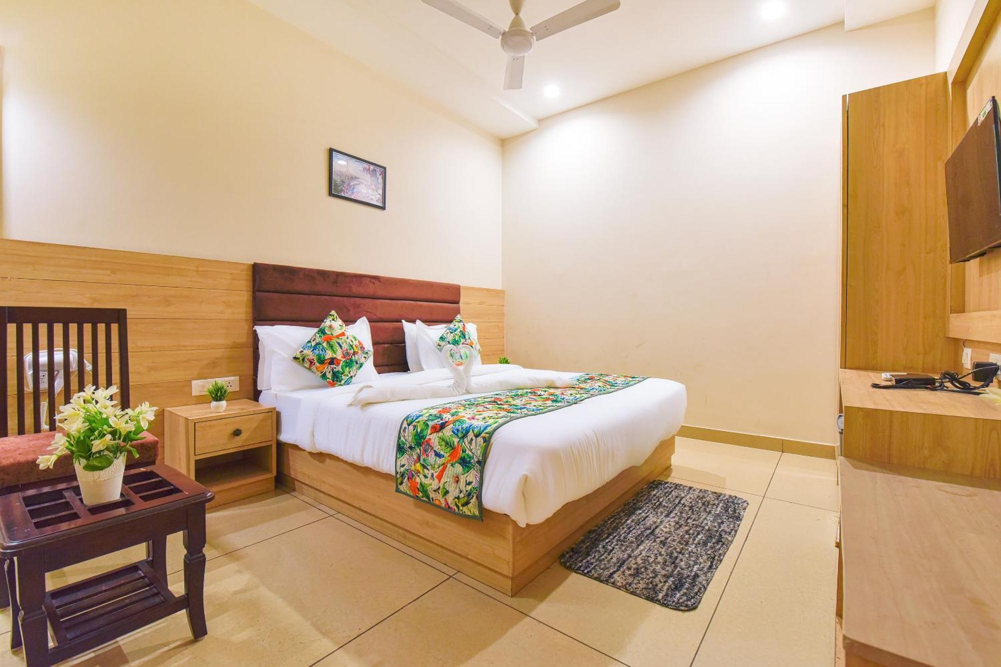 אודייפור Hotel Remark מראה חיצוני תמונה