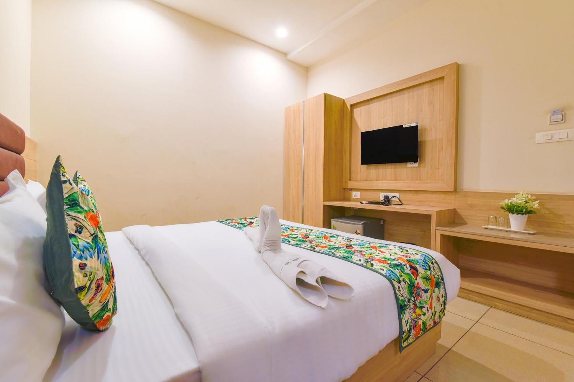 אודייפור Hotel Remark מראה חיצוני תמונה